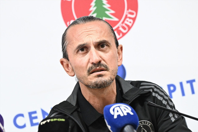 Tuncay Şanlı, Ümraniyespor ile sözleşme imzaladı: "Anelka'nın da burada olması beni heyecanlandırdı" - Resim: 1