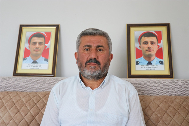 15 Temmuz şehitleri ikiz polislerin babasının acısı dinmiyor - Resim: 0