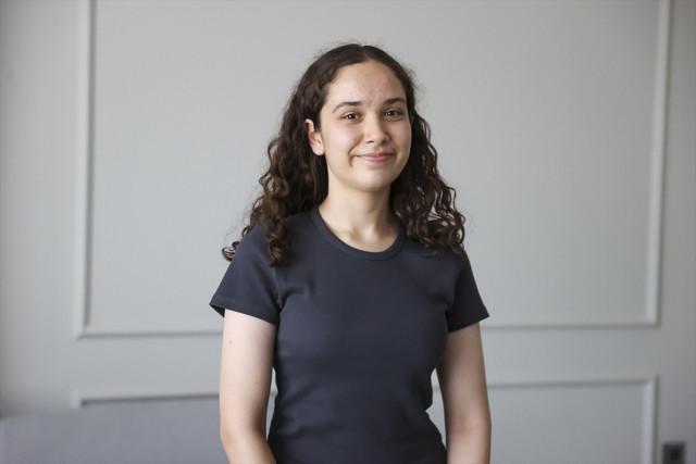 YKS AYT sayısal Türkiye dördüncüsü Ayşe Tuğçe, mühendis olmak istiyor - Resim: 2