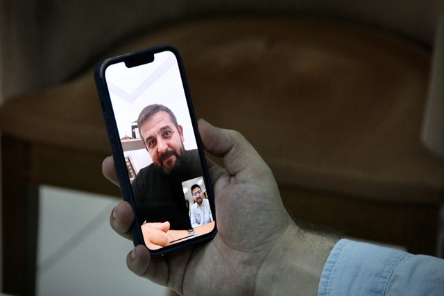 15 Temmuz gazisi, 21 şarapnel parçasıyla yaşıyor! Canını kurtaran kişiye 8 yıl sonra ulaştı - Resim: 1