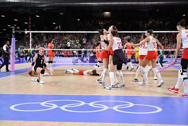 Filenin Sultanları Çin'i devirdi, Paris 2024'te yarı finale yükseldi - Resim: 9