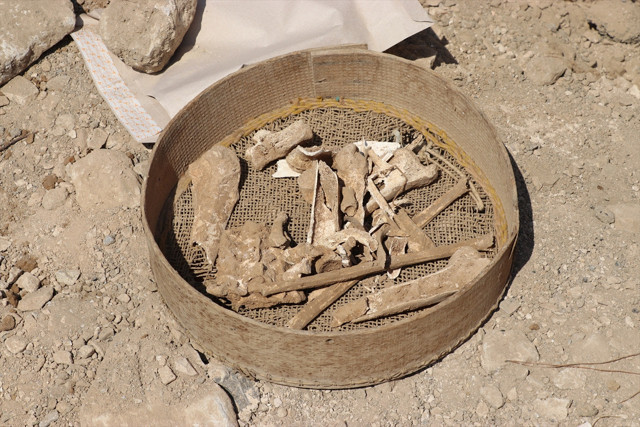 Temel kazısında bulundu, 2 bin yıllık olduğu değerlendirildi! İnşaat durduruldu - Resim: 2