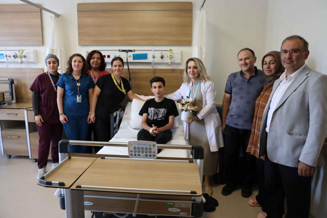 10 yıldır su içerken bile zorlanıyordu! Uygulanan tedaviyle sağlığına kavuştu - Resim: 0