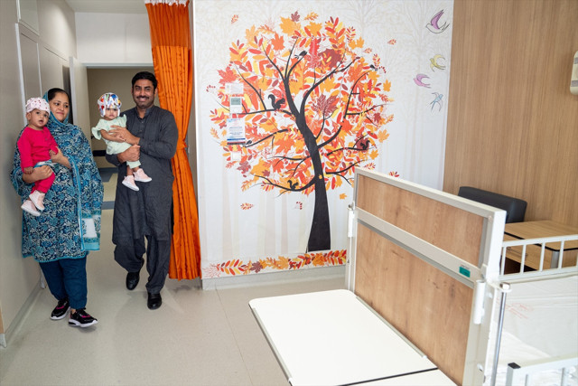 Başkan Erdoğan talimat vermişti! Türkiye'ye getirilen Pakistanlı yapışık ikizler 14 saatlik operasyonla ayrıldı - Resim: 1