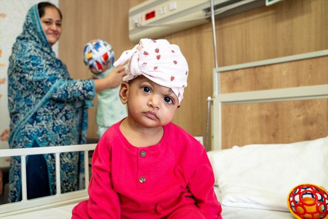 Başkan Erdoğan talimat vermişti! Türkiye'ye getirilen Pakistanlı yapışık ikizler 14 saatlik operasyonla ayrıldı - Resim: 3