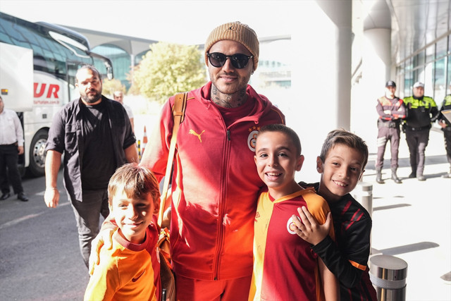 Galatasaray'ın RFS maçı kamp kadrosu açıklandı! Victor Osimhen kadroda yok - Resim: 0