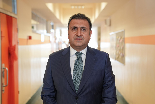 İstanbul'daki okullarda 5 bin 500 ek temizlik personeli göreve başladı - Resim: 0