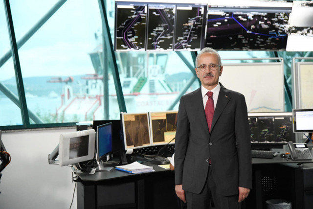 "Boğazların Muhafızları" 2024'ün ilk 9 ayında 200 operasyon düzenleyerek 861 kişiyi kurtardı - Resim: 0