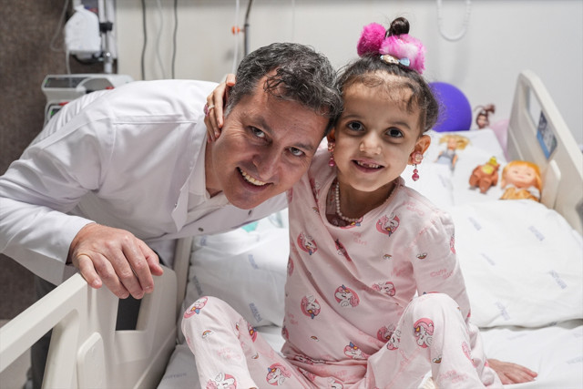 Kosova'da "yaşama şansı yok" denilen küçük kız, Türkiye'de sağlığına kavuştu - Resim: 1