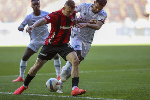 Gaziantep FK evinde Konyaspor'u mağlup etmeyi başardı - Resim: 1