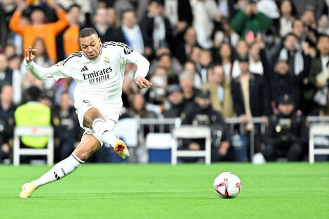 Barcelona Real Madrid'i paramparça etti Arda Güler... - Resim: 2