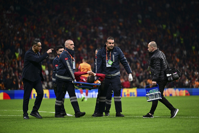 Galatasaray'da Mauro Icardi depremi! Sezonu kapatan yıldız futbolcudan ilk açıklama geldi - Resim: 0