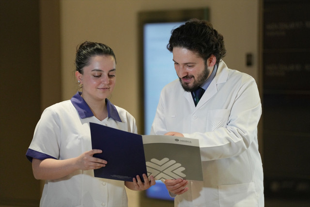 Medipol Sağlık Grubu'ndan "kütletme işlemleri felce yol açabilir" uyarısı - Resim: 0