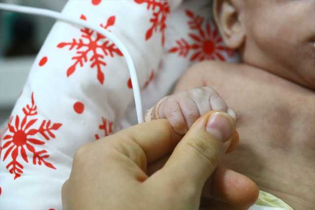 700 gram doğan bebek 140 gün sonunda yaşam mücadelesini kazandı - Resim: 0