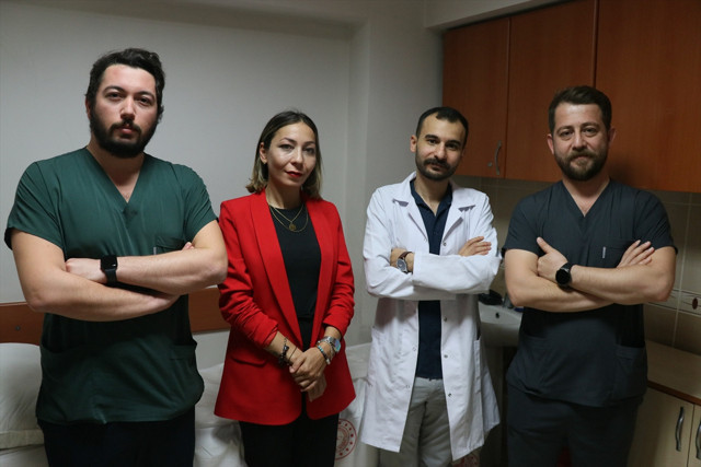 Yanlış teşhis hayat karartıyordu! Karadağ'dan Türkiye'ye geldi sağlığına kavuştu: Biraz daha geç kalsaydı... - Resim: 0