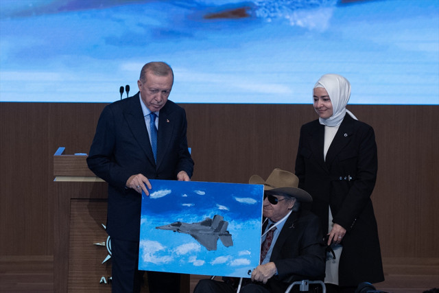 Cumhurbaşkanı Erdoğan: Türkiye Cumhuriyeti'nde kimse dışlanamaz - Resim: 5