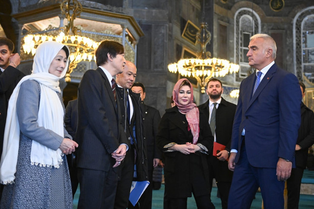 Japonya Veliaht Prens ve Prensesi, Ayasofya-i Kebir Cami-i Şerifi'ni ziyaret etti - Resim: 2