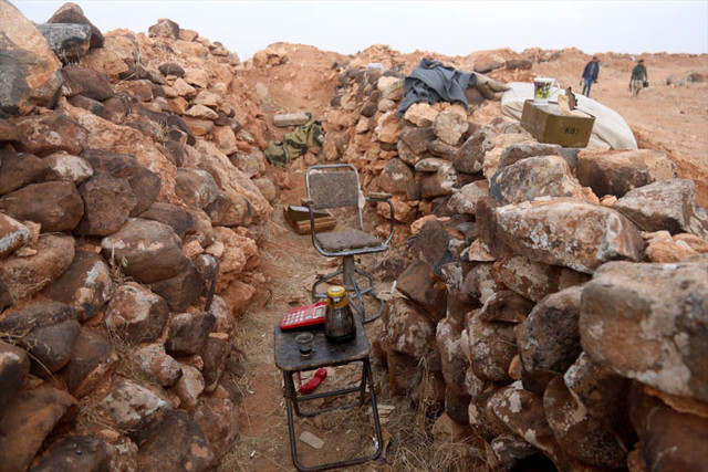 Rejim karşıtı silahlı gruplar Humus kent merkezinin iç kesimlerine ulaştı - Resim: 4