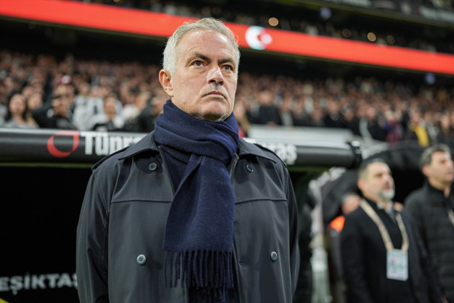 Sergen Yalçın, Jose Mourinho'yu eleştirdi: "Bu sevdadan vazgeçmesi gerekiyor" - Resim: 0