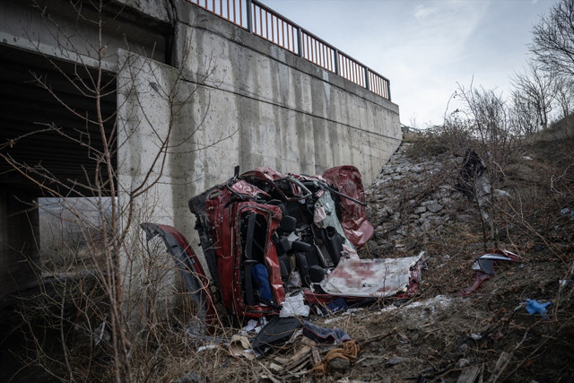 Ankara'da hayatını kaybeden anne ve 3 çocuğu toprağa verildi - Resim: 1