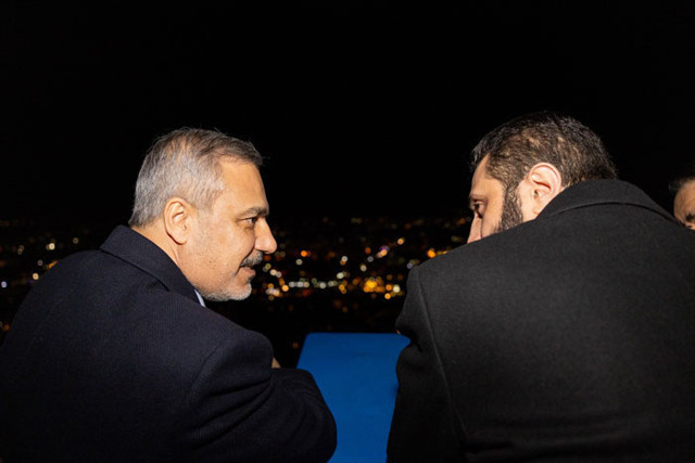 Hakan Fidan ve Suriye'nin yeni lideri Ahmed eş-Şera Kasun Dağı'nda beraber çay içti - Resim: 2