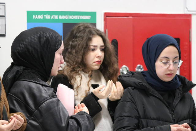 Erzurum'da üniversite öğrencisinin talihsiz ölümü! Törende hüzün ve gözyaşı hakim oldu - Resim: 1