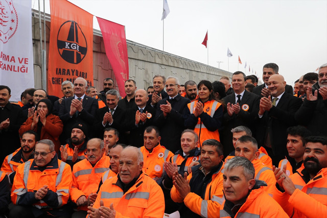 Kahta-Narince-Siverek yolu açıldı! Bakan Uraloğlu: Seyahat süresini 30 dakika kısaltıyoruz - Resim: 4
