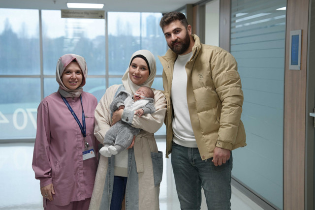 Dudak damağı yarığıyla dünyaya gelen Muhamed Medipol'de sağlık yolculuğuna başladı - Resim: 0