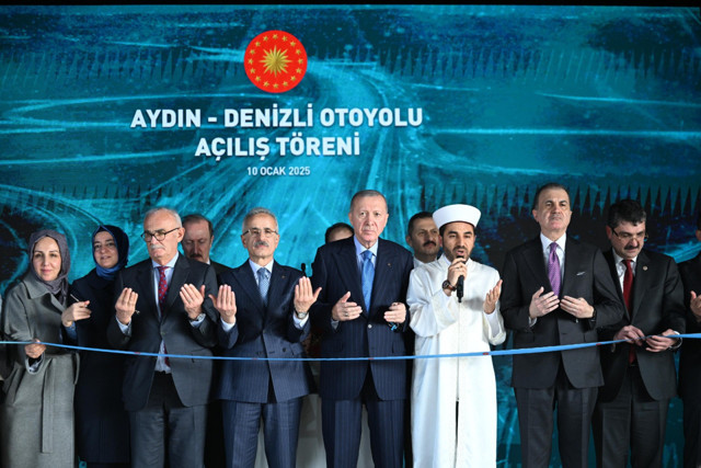 Aydın-Denizli Otoyolu’nun resmi açılışı gerçekleştirildi - Resim: 1