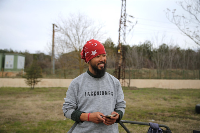 "Yürüyerek dünya turu" hayaliyle Paris'i hedefleyen Japon gezgin Türkiye'den memnun ayrıldı - Resim: 2