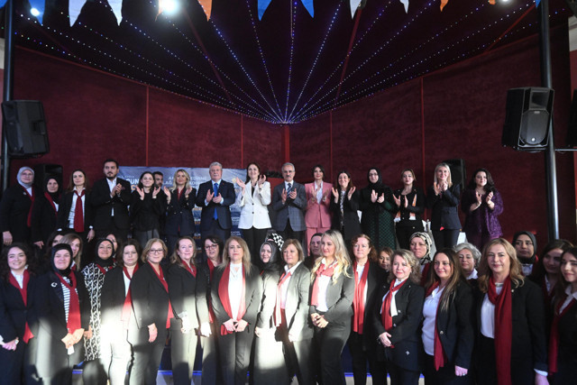 Abdulkadir Uraloğlu, AK Parti Edirne Kadın Kolları Kongresi'nde konuştu - Resim: 1