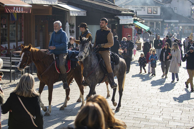 İspanya'dan hac ibadeti için at sırtında yola çıktılar Saraybosna'ya ulaştılar - Resim: 0