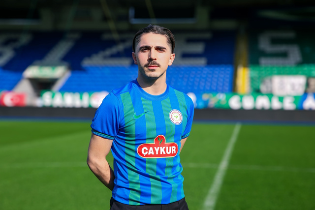 Çaykur Rizespor, Abdülkadir Ömür'ü transfer etti - Resim: 0