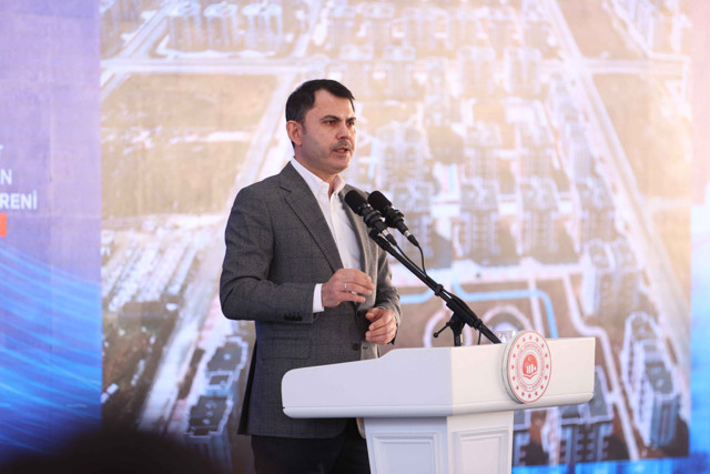 Bakan Murat Kurum Gaziantep'te temel atma töreninde muhalefete tepki gösterdi - Resim: 2