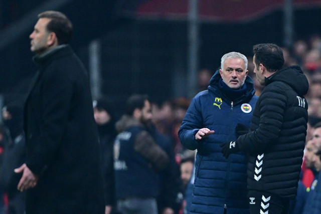 Acun Ilıcalı'dan Mourinho'nun 'herkes maymun gibi zıplıyordu ' sözleriyle ilgili açıklama - Resim: 0