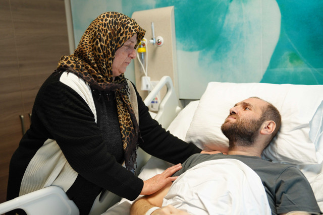 "Bacağın kesilmezse yaşayamazsın" dediler! Medipol'de hem bacağı kurtuldu hem sağlığına kavuştu - Resim: 2