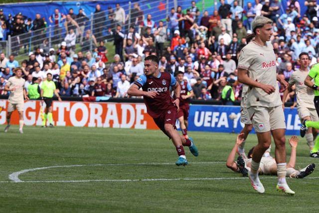 Trabzonspor UEFA Gençlik Ligi'nde finale yükseldi - Resim: 3
