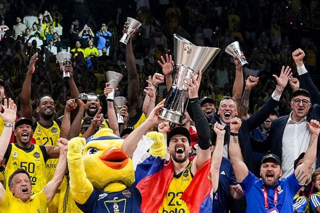 Avrupa'nın en büyüğü Euroleague'de şampiyon Fenerbahçe Beko! - Resim: 3
