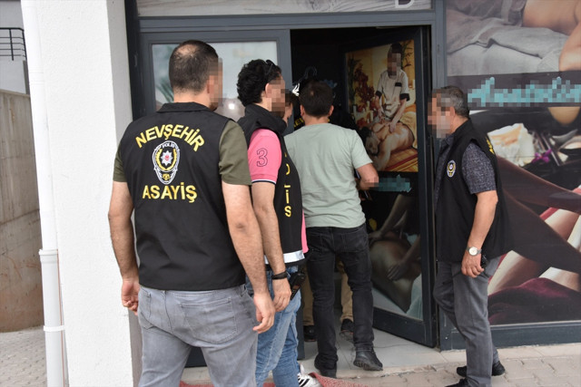 Nevşehir'de fuhuş operasyonu - Resim: 0