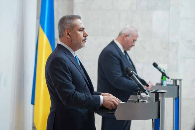 Hakan Fidan'dan Ukrayna'da kritik açıklama! Dört lider Türkiye'de bir araya gelebilir - Resim: 1