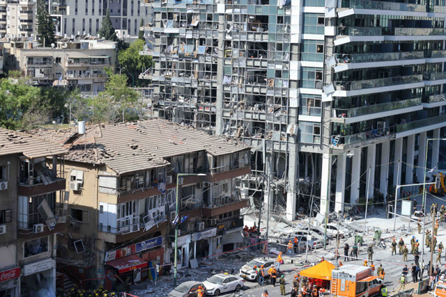 İran'ın sabahki füze saldırısı sonrası Netanyahu İsrail ordusuna talimat verdi - Resim: 1