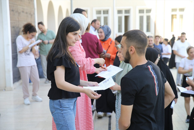 YKS'nin ilk oturumu TYT sona erdi - Resim: 1