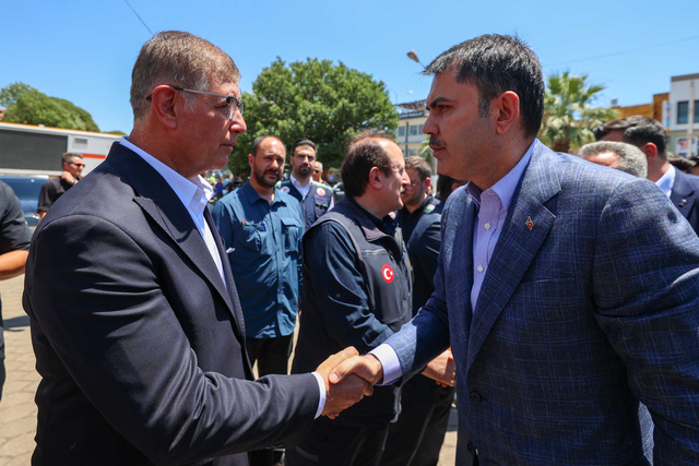 Bakan Murat Kurum: ''Yangınlardan etkilenen toplam bina sayısı 1168'e ulaştı" - Resim: 0
