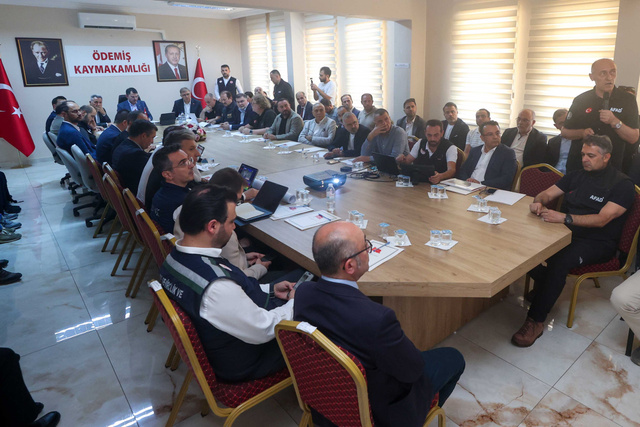 Bakan Murat Kurum: ''Yangınlardan etkilenen toplam bina sayısı 1168'e ulaştı" - Resim: 2