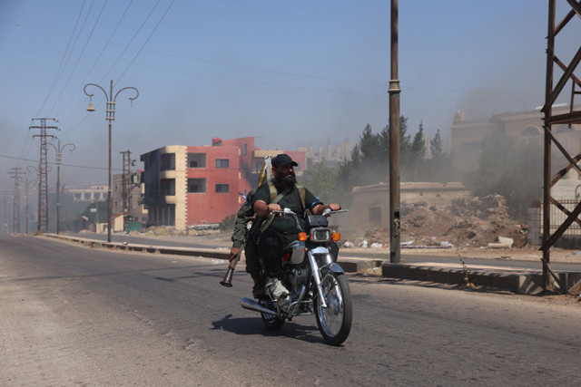 Süveyda kent merkezi ve kırsalında Dürziler ile Bedevi Araplar arasında şiddetli çatışmalar - Resim: 0