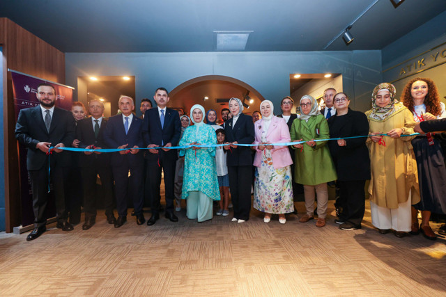 Bakan Murat Kurum, Ümraniye Çevre Şöleni'nde konuştu: İklim Kanunu başarıyla uygulanacak - Resim: 0