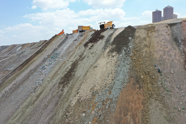 Bakanlıktan Ankara Büyükşehir Belediyesi'ne 7 milyon 479 bin lira ceza - Resim: 1