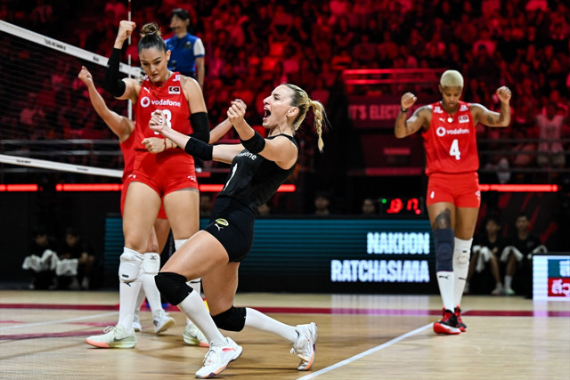 Filenin Sultanları İspanya'yı dağıttı, Dünya Şampiyonası'na galibiyetle başladı - Resim: 0