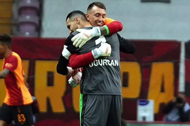 Muslera'nın Uğurcan Çakır'a mesajı büyük ilgi çekti! - Resim: 0