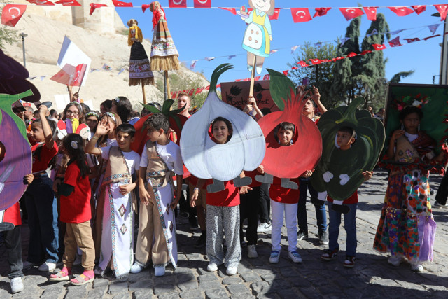 Gastronomi festivali renki açılışıyla başladı! Şehir lezzete, tarihe, kültüre ve sanata doyacak - Resim: 7